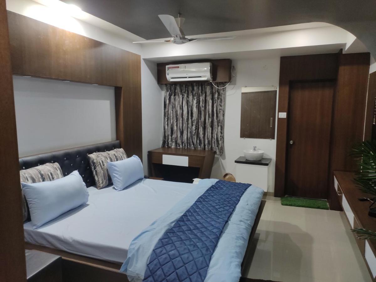 Hotel Bhakt Niwas Shegaon Exterior photo